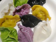 五味海鲜水饺拼盘-东莱馋房(陆家嘴店)