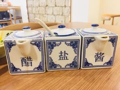 -熊大师牛羊粉(红谷凯旋店)