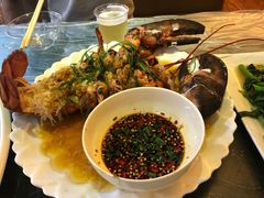 -覃记海鲜美食餐厅