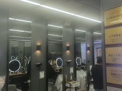 点击看大图 -藤野造型烫发染发
