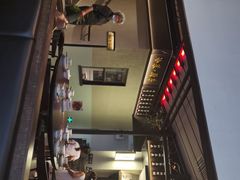 门面-上名堂·鱼头好吃(体育场路店)