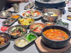 -草家酱蟹炭火烤肉店(珲春南路一店)