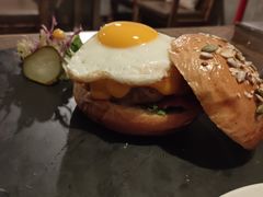 -HIGH FIVE哈福手工汉堡(桂林路店)