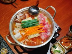 泡菜肥牛部队锅-春熙台韩国料理·章鱼肥牛(西丽店)