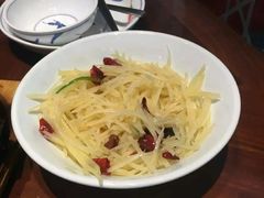 酸辣土豆丝-小吴越·江浙融合菜(惠山万达广场店)