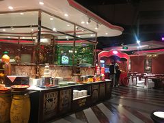 -四海一家自助餐(益田假日广场店)