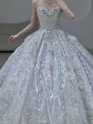 点击看大图 -曼青婚纱礼服馆