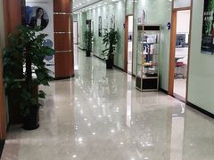 -茂菊口腔连锁(浦东南路店)
