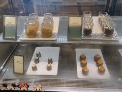 -大中华希尔顿酒店-念自助餐·嗨啤·小龙虾