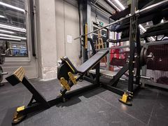 -COREFITNESS美式健身馆