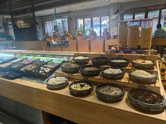 -爱伲PLUS·牛肉海鲜自助火锅(融创店)