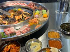 -哈哈碳都·牛肋条无限自助烤肉(宝龙店)