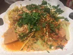 -成都你六姐·牛肉冒菜(城市集市合生汇店)