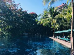 -三亚湾海居铂尔曼度假酒店