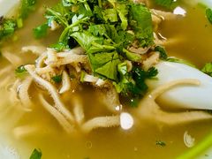 羊杂汤-清真喜兰老丁羊汤特色小吃