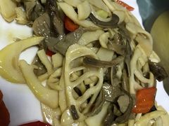 -天天向上素食餐厅(五台山店)