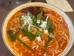 -叁窝雀·云南小锅米线(万象汇店)
