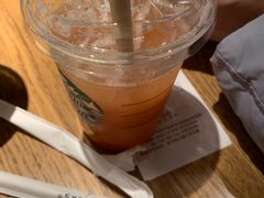 -星巴克(静安嘉里中心B2店)