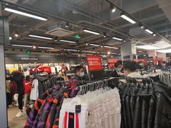 -NIKE上海青浦优选体验店