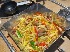 -川堂风·跷脚牛肉·乐山爆炒(宝山日月光店)