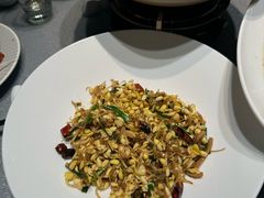 -江间有味·拼烧·鱼鲜·粤式靓汤(汉口江滩店)