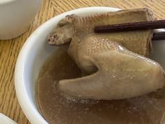 -郑猛记石岐鸽主题餐厅(长江店)