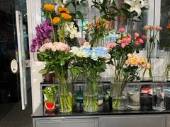 -FEI FEI FLOWER鲜花店·气球派对·宝宝宴布置(虹口德必运动Loft店)