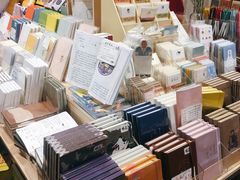 -猫的天空之城概念书店(苏州平江店)