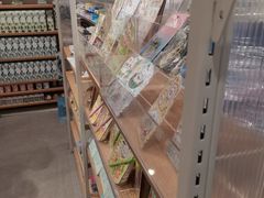 -名创优品(广州萝岗万达广场店)