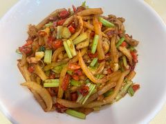 酸萝卜牛肚丝-笨罗卜浏阳菜馆(龙华鹏润达店)