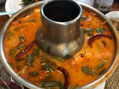 -Chom Cafe and Restaurant