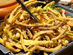 -雀舞云南菜(天津天河城购物中心店)