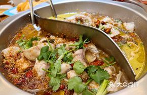 Signature Garlic Flavor Hot Pot