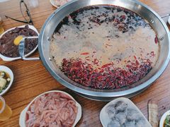 -储奇门鳝鱼火锅(总店)