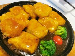 -峨嵋小镇·川菜(勒泰中心店)