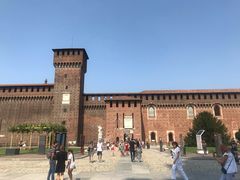 -斯福尔扎古堡