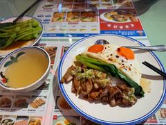 葱油汁鸡排双蛋饭-肥佬哥香港车仔面(人民广场店)