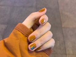 -悦指间美甲美睫