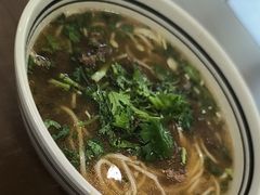 -小马牛肉面·牛骨熬制(南京博物院店)