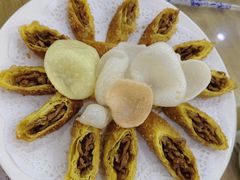 脆皮鸭丝卷-河间老万驴肉火烧(福建北路店)