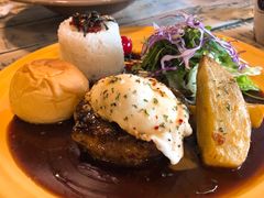 汉堡牛排-Cafe Alice咖啡爱丽丝(奥城店)