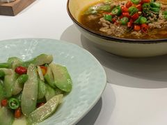 酸汤肥牛-YAFEE雅菲·粤菜·湘菜·融合菜(魏公村店)