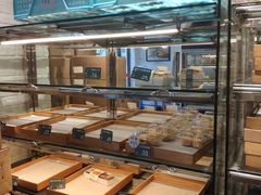 面包甜点陈列柜-可颂坊(凉城店)