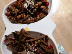 -兔行天下-鸿鹤鲜锅兔(中海国际店)