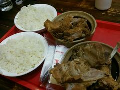-万和春排骨砂锅米饭(湖北路店)