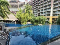 -三亚湾海居铂尔曼度假酒店