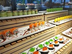 -拉萨圣地天堂洲际大饭店-自助餐厅