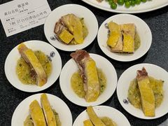 -红鼎豆捞·非遗鲍皇汤火锅(宝丰路店)