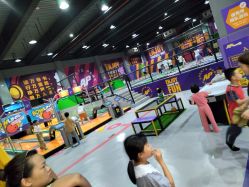 -Apfunll潮玩乐园*生日派对*企业团建(米房店)