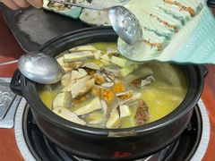 -菌之家·专业纯野生菌火锅·特色炒菌